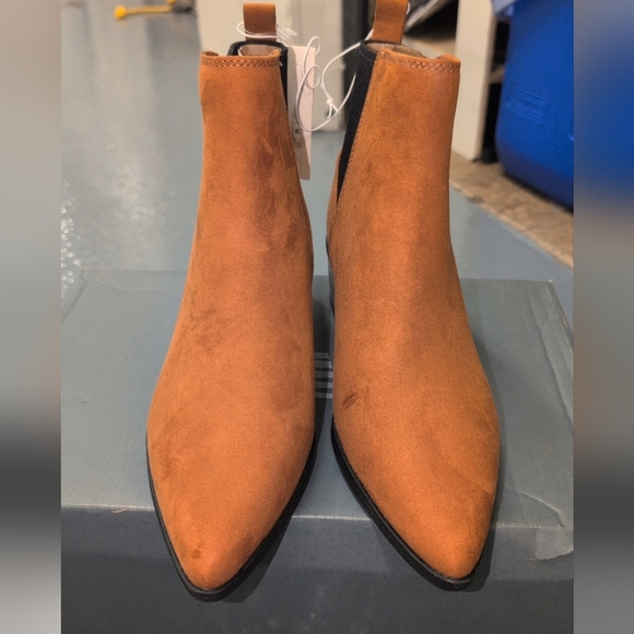 A New Day Women's Ankle Boots with Black Elastic Panel - Picture 3 of 3